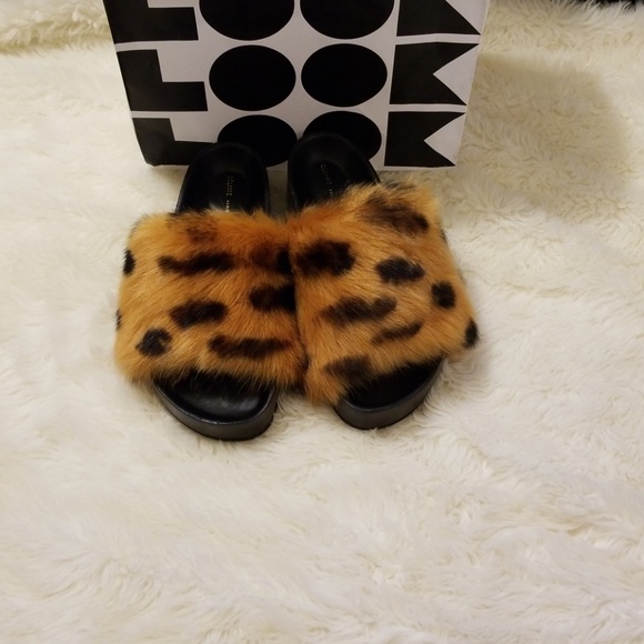 Nwob Authentic celine leopard print fur slides - Picture 2 of 7